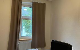 Lovely Room In Duesseldorf Nearly Duesseldorf Hbf